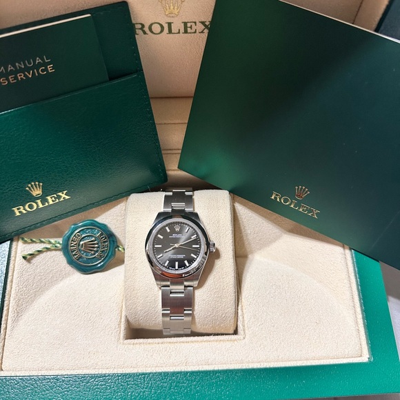 ROLEX - Picture 7 of 13
